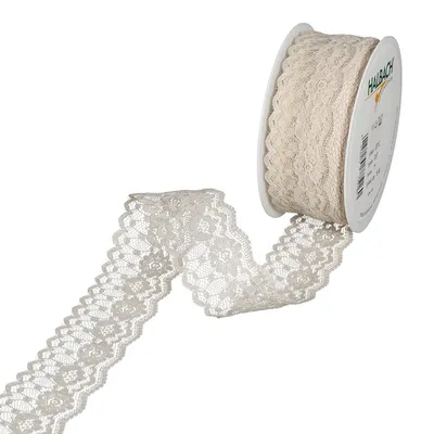 Produktbild von Halbach Spitzenband mit Blumenmuster, Farbe perle, 35 mm breit, 15 Meter Rolle