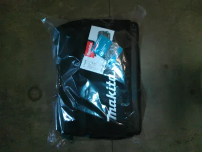 Immagine prodotto di Borsa portautensili Makita con coperchio 490x310x360 mm - 2,72 kg - 30,70l E-15419