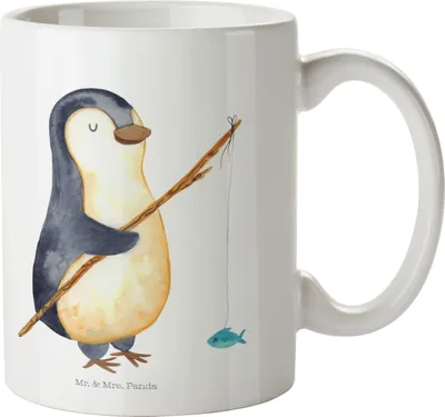 Produktbild von Mr. & Mrs. Panda Tasse Pinguin Angler - Weiß - Geschenk, Angel, Kaffeetasse, Teetasse, Wochenende, Bedruckte, Urlaub, Pott, Geschenkidee, Becher, Angelurlaub