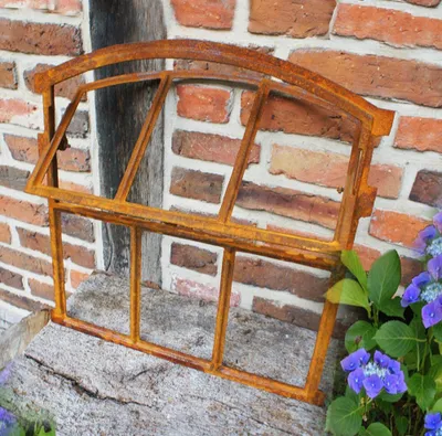 Produktbild von Eisenfenster mit Klappe - Stallfenster zum Öffnen - alte Fenster Gartenmauer