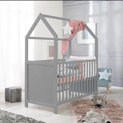 Produktbild von roba Hausbett 60 x 120 cm - Babybett & Beistellbett für Kinder in Hausoptik - 6-fach höhenverstellbar - Taupe