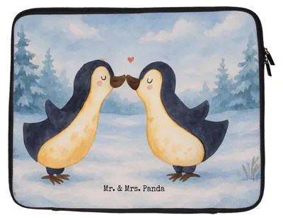 Produktbild von Mr. & Mrs. Panda Laptop Tasche Pinguin Liebe Design 33 x 42 cm - Weiß - Geschenk, Hochzeitstag, Laptoptasche, Hülle, Freund, Love, Pinguine, Freundin, Vertraut, Case