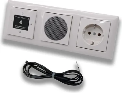 Produktbild von Busch Jäger DAB+ Unterputz Bluetooth Radio 8217U-101 Balance Si alpinweiß Komplett-Set + Lautsprecher + SCHUKO Steckdose + 0,9 m EBROM Wurfantenne zur Empfangsoptimierung - 8217 U -101 + 20 EUC-914