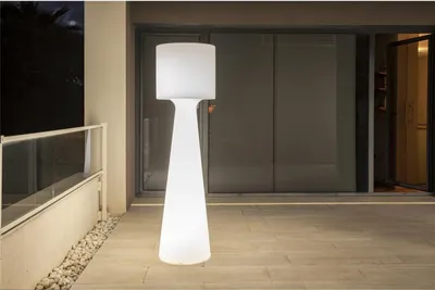 Produktbild von NewGarden GRACE 140 LED Outdoor Stehlampe 140cm indirektes Licht G13 Innen & Außen IP65