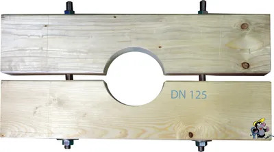 Produktbild von Holzzange die Große für DN 125 Brunnenrohr AD=140mm