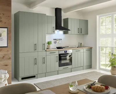 Produktbild von Küche Einbau Küchenzeile Landhaus Grün Anton 310 cm großer Kühlschrank Respekta