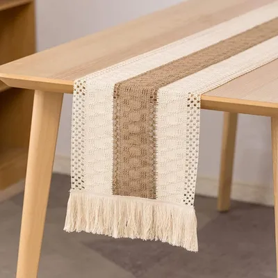 Immagine prodotto di Runner da tavolo in macramè, cotone e lino, con frange, 30x260 cm, color beige