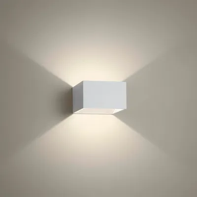 Obrázek produktu pro LedsC4 – LED nástěnné svítidlo Jet, bílé, úsporné, snadná montáž, moderní design