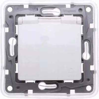 Obrázok produktu pre Jednozásuvka NILOE biela IP44 764537