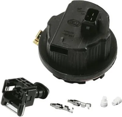 Imagen del producto de Carcasa del faro principal, fabricada en plástico, marca HELLA, compatible con, entre otros, vehículos VDL