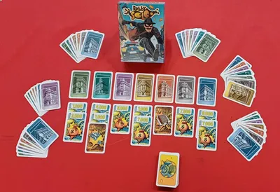 Imagen del producto de Juego de cartas, estratégico, para 3 a 6 jugadores, ideal para familia y amigos