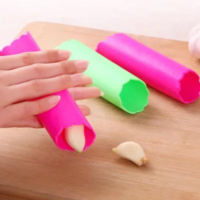 Produktbild von 5pcs Knoblauchschäler bequem einfach einfach Gummi zufällige Farbe Gemüse Schälerrolle für die Küche-Zufällige Farbe