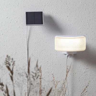 Produktbild von LED Solar Strahler 'Powerspot' - warmweiß - 350lm - mit Bewegungsmelder und Lichtsensor - H: 16cm