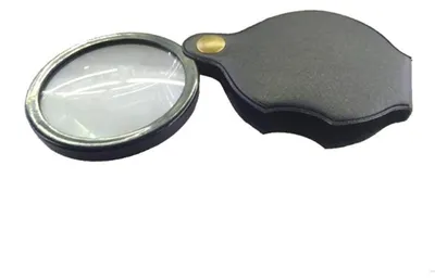 Image de Loupe pliable pour une utilisation portable
