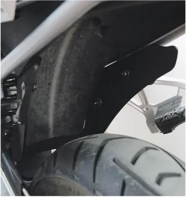 Immagine prodotto di Paraspruzzi posteriore ISOTTA nero opaco per BMW