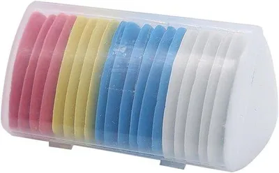 Productafbeelding van Kleermakerskrijt Set - Naaikrijt Markers - Kleding Maken - Driehoekige Vorm - 10 Stuks - 4 Kleuren