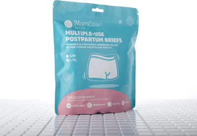 Productafbeelding van MOMCARE Herbruikbare postnatale broekjes, maat L-XL, 4 stuks