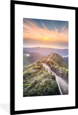 Produktbild von MuchoWow® Gerahmtes Poster Berge - Sonne - Natur 60x90 cm - Poster mit Schwarzem Bilderrahmen Wandposter Rahmen Foto Bilder - Dekoration - Wandposter Wohnzimmer - Hochwertig
