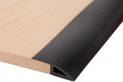 Produktbild von Selbstklebend PVC-Übergangsprofil Übergangsstreifen Drempelstreifen Übergangsstreifen Selbstklebend Endprofil Drempelhoheinstellungsprofil Höhe 7-10 mm (schwarz)