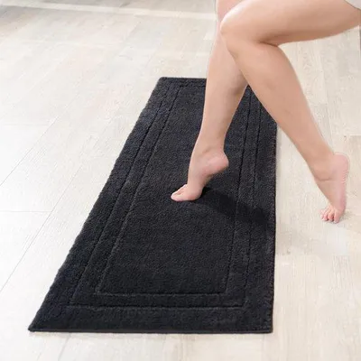 Produktbild von Unyqoos® Schwarze Antirutsch-Badmatte 50 x 150 cm – rutschfeste, saugfähige Badvorlage für Dusche & Badewanne, maschinenwaschbar