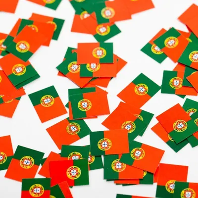 Produktbild von Deko Konfetti aus Papier Portugal Flaggen 150st