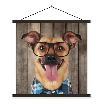 Produktbild von MuchoWow® Textilposter Hund - Brille - Bluse - Hipster 60x60 cm mit schwarzem Rahmen - Posteraufhänger