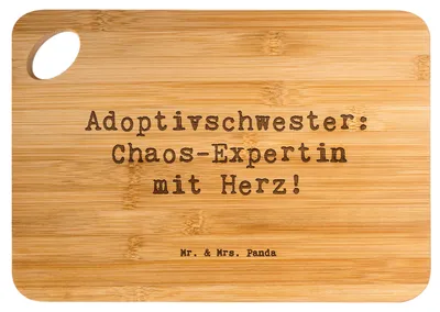 Produktbild von Mr. & Mrs. Panda Schneidebrett Spruch Adoptivschwester Chaos - Transparent - Geschenk, Brett, Frühstücksbrettchen, Adoption, Jubiläen, Holzbrett, Frühstücksbrett, Humor