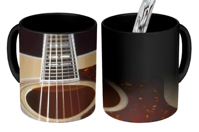 Obrázek produktu pro KitchenYeah® Kouzelný hrnek Kouzelný hrnek Kouzelný Ležící akustická kytara 350 ml hrnek měnící barvu nápad na dárek - kouzelný hrnek - fotohrnek - keramické hrnky - obrázky - šálek kávy - nápoj