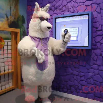 Produktbild von Lavendel-Lama-Maskottchen-Kostüm REDBROKOLY mit Mantel und Digitaluhren