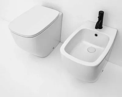 Produktbild von Bodenstehendes spülrandloses WC und Bidet | Mozart