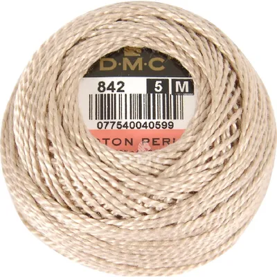 Produktbild von DMC Garnknäuel, perlmuttartiger Faden, Stärke 5, 10 g, Artikelnummer 116a/5-842
