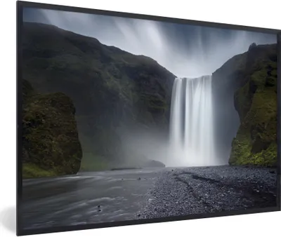 Produktbild von MuchoWow® Gerahmtes Poster Wasserfall - Berge - Dschungel 90x60 cm - Poster mit Schwarzem Bilderrahmen Wandposter Rahmen Foto Bilder - Fotorahmen - Foto-Plakat