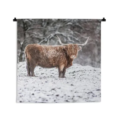 Produktbild von MuchoWow® Wandteppich Wandbehang Schottisches Hochlandrind - Baum - Schnee 120x120 cm Tapisserie Dekoration Wandtuch - Modern - Baumwollgewebe