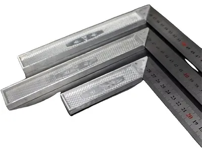 Obrázek produktu pro Úhloměr, 240 mm, hliníková rukojeť, nerezová stupnice, pravý úhel, dvojitá stupnice