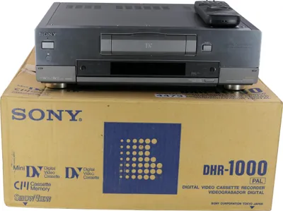 Zdjęcie produktu dla Sony DHR-1000NP | Magnetofon kasetowy DV / Mini DV | Korektor podstawy czasu (TBC) | W OPAKOWANIU