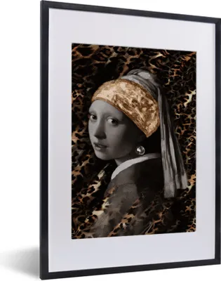 Produktbild von MuchoWow® Gerahmtes Poster Das Mädchen mit dem Perlenohrring - Johannes Vermeer - Gold 30x40 cm - Poster mit Schwarzem Bilderrahmen Wandposter Rahmen Foto Bilder - Wandposter Schlafzimmer
