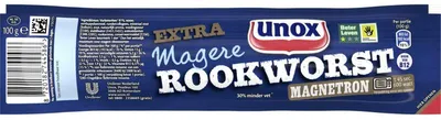 Zdjęcie produktu dla Unox Extra Lean Rookworst 100g – kiełbasa o obniżonej zawartości tłuszczu, idealna do grillowania i innych potraw, o tradycyjnym, wyśmienitym smaku
