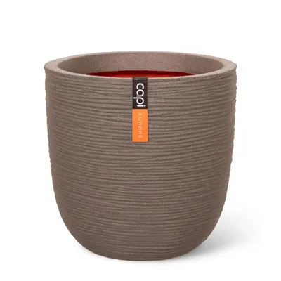 Produktbild von Capi Europe - Blumentopf kugel Rib NL - Warm taupe - 43x41 - KWTR933