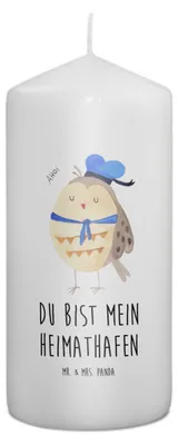 Produktbild von Mr. & Mrs. Panda Kerze Eule Matrose 15 x 7 cm - Weiß - Geschenk, Heimathafen, Verliebt, Erinnerungslicht, Ehe, Stumpenkerze, Freundin, Bedruckte, Wachskerze