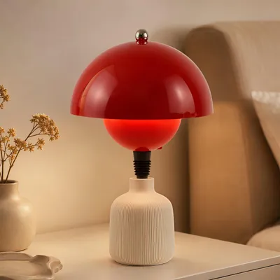 Produktbild von LED Nachttischlampe, Kabellose Bettlampe USB Aufladbar, Touch Steuerung, 3 Lichtfarben, Vintage Flaschenlampe, Nachtlicht, LED Augenschutzlampe, Rot