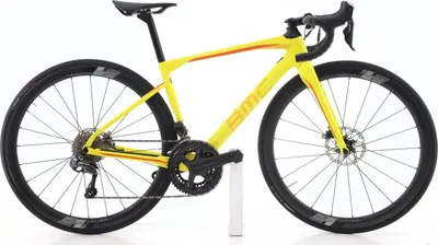 Produktbild von BMC Roadmachine 02 Di2 11V · Rahmengröße 48 · Rennräder