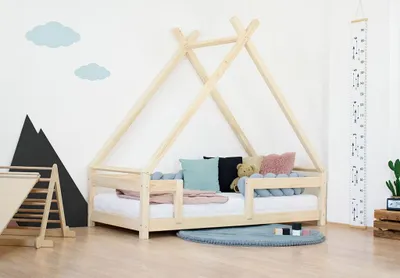 Produktbild von Kinderhausbett TAHUKA in Tipi-Form mit Sicherheitsbarriere 120x200 cm Salbeigrün