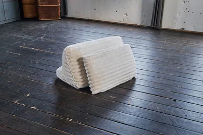 Produktbild von KAWOLA Rückenkissen WIOLO SOFT Weicher Breitcord cremeweiß