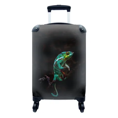 Produktbild von MuchoWow® Koffer Handgepäck Trolley Rollkoffer Kleine Reisekoffer mit 4 Rollen - Sitzendes Chamäleon - Cabin Size < 55x40x23 cm & 55x40x20 cm - Fotokoffer - Kabinenkoffer - Boardgepäck - Reise-Box - Reisekoffer - Reisegepäck - Koffer mit Bild - Trolley für Kinder