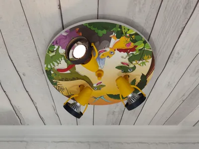 Produktbild von LED Deckenlampe Dino Motiv für Kinderzimmer & Jungenzimmer, schwenkbar, Ø 35cm