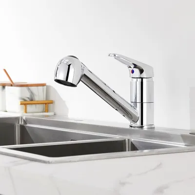 Productafbeelding van Eengreeps keukenkraan met uittrekbare handdouche en 360° draaibaar