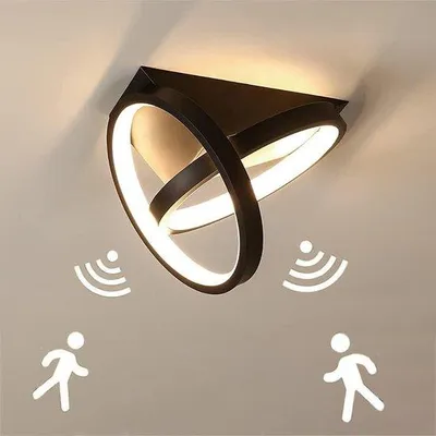 Immagine prodotto di Lampada da soffitto con sensore di movimento, luce bianca calda 3000K