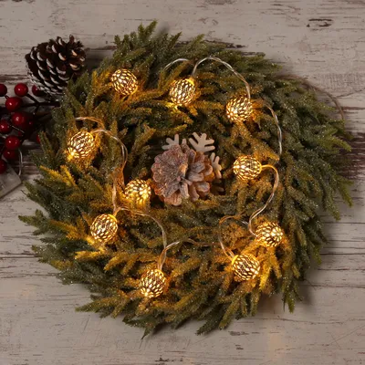 Produktbild von LED Dekolichterkette Metallkugeln - 10 warmweiße LED - D: 2,5cm - L: 0,9m - Batterie - gold