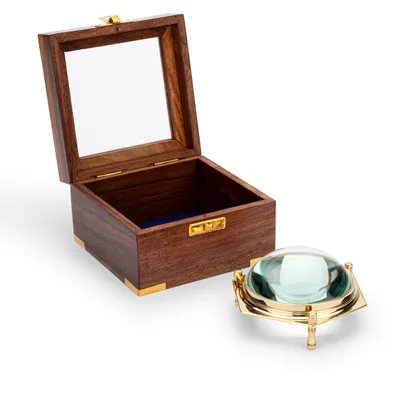 Produktbild von NKlaus Maritim Dom-Lupe, Messing Holz Glas, 3.5x Vergrößerung, Maße Lupe: 10cm, H 5cm, Ø 7.5cm, inkl. Holzbox mit Glasdeckel 12x12x7.5cm, 630g, Art.Nr. 11726