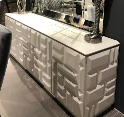 Produktbild von Casa Padrino Luxus Sideboard Weiß / Silber 220 x 45 x H. 75 cm - Edler Massivholz Schrank mit 4 Türen - Luxus Möbel - Luxus Qualität